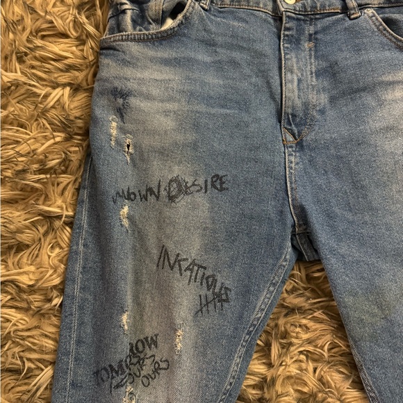 ZARA DISTRESSED JEANS SLIM STRAIGHT SZ 38 - Picture 5 of 8